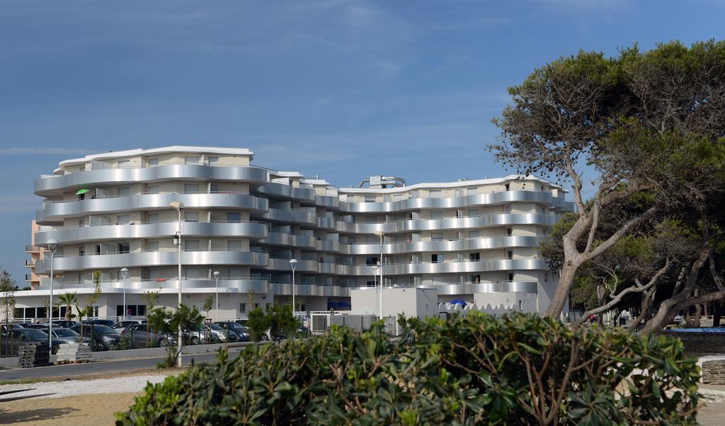 Residence Odalys Le Lotus Blanc Le Barcares Exterior photo